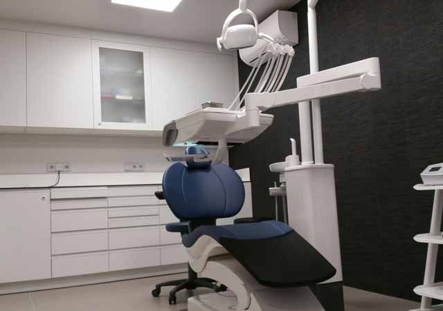 Clínica Dental Dr. Rafael Menéndez instalaciones de la clínica dental